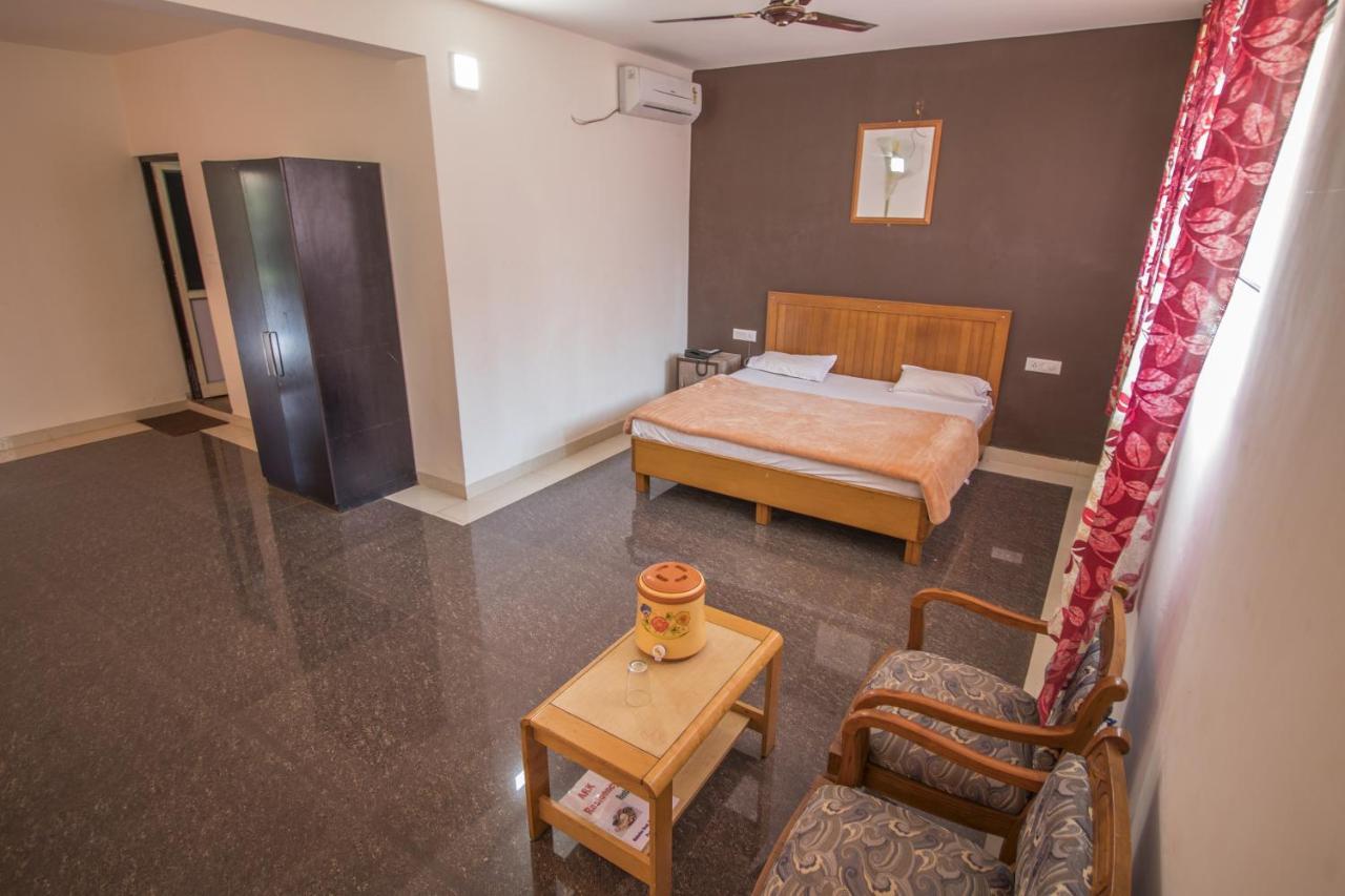 Ark Residency Hotell Pachmarhī Exteriör bild